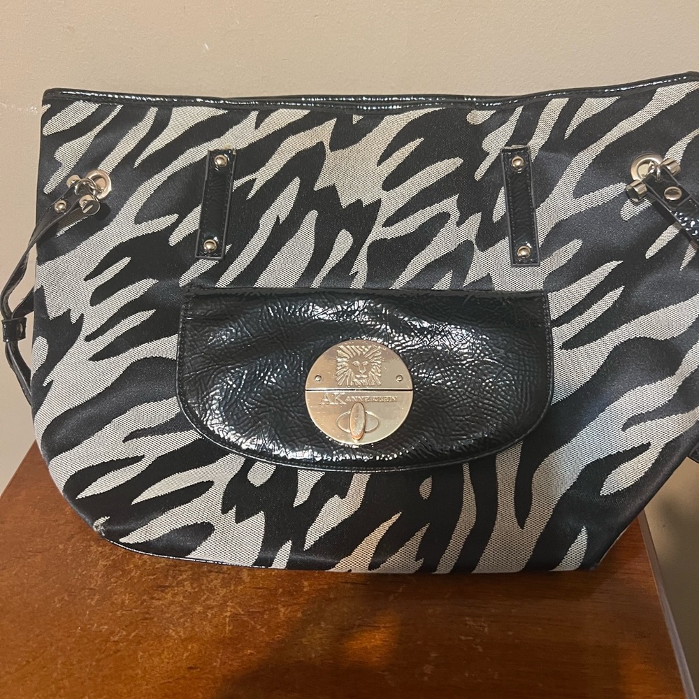 Anne Klein Zebra pocketbook